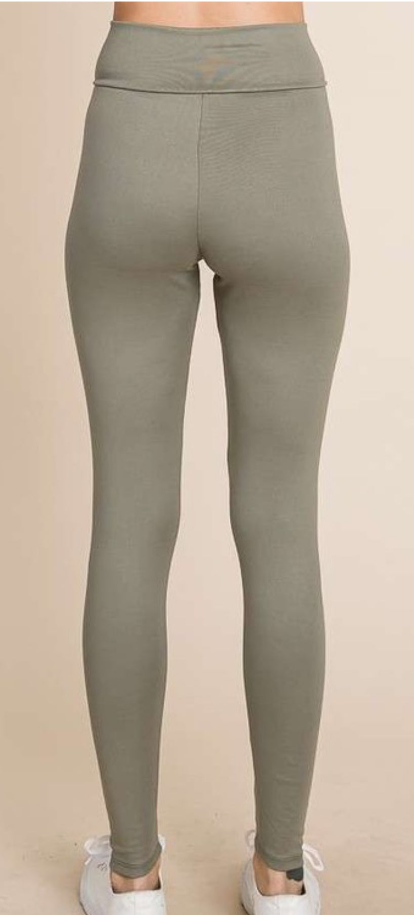 High V Leggings