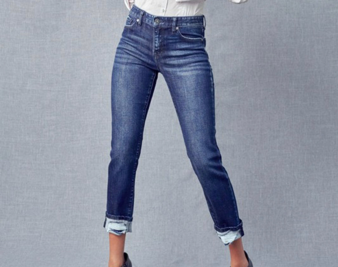 KanCan Mid Rise Skinny Straight Leg Jeans